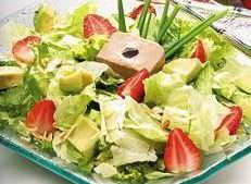 Ensalada de lechugas con pate