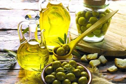  Los Mejores Beneficios del Aceite de Oliva para la Piel el Cabello y la Salud