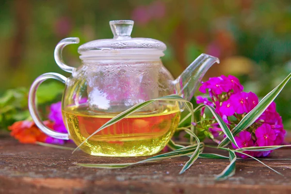 jarra de té de cristal